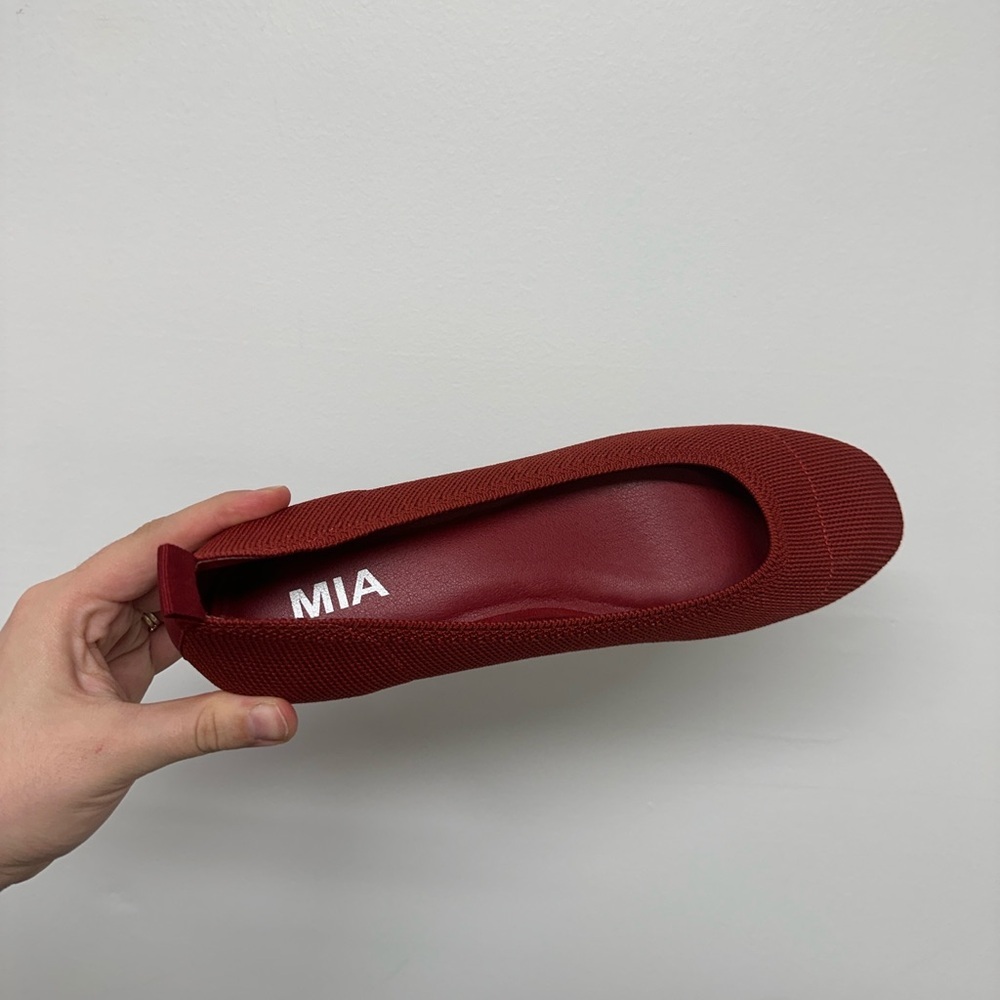 MIA Rasia Red Flats - Size 8.5 - Picture 4 of 9
